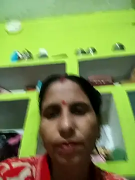 Hot liya54 online show from November 13, 2025, 10:35 pm