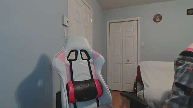 Ardokks online show from December 14, 2025, 2:18 am