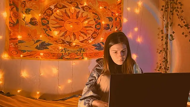 AliceCUNTach online show from February 14, 2026, 5:07 am