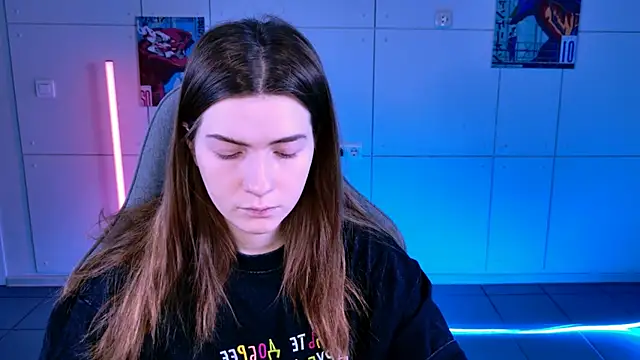 Snapshot of AliceCUNTach chatting on November 16, 2025, 5:12 am AliceCUNTach online show from November 16, 2025, 5:12 am