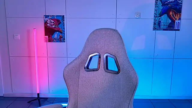 Snapshot of AliceCUNTach chatting on November 15, 2025, 5:11 am AliceCUNTach online show from November 15, 2025, 5:11 am