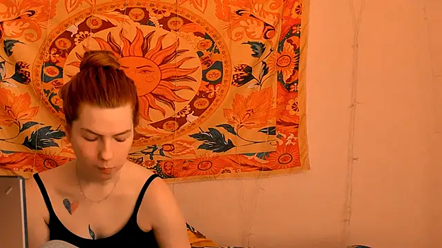 AliceCUNTach online show from May 17, 2026, 5:07 am