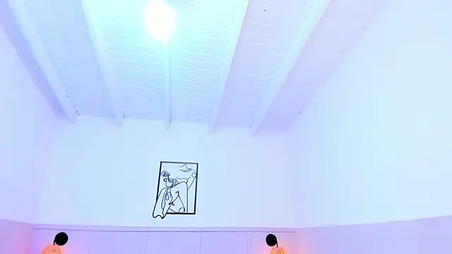 Snapshot of TianaGlow26 chatting on November 14, 2025, 7:39 pm TianaGlow26 online show from November 14, 2025, 7:39 pm