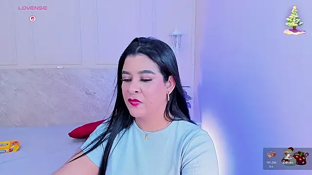 Snapshot of TianaGlow26 chatting on November 28, 2025, 7:36 pm TianaGlow26 online show from November 28, 2025, 7:36 pm