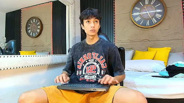 Lean Portman online show from May 25, 2026, 1:10 pm