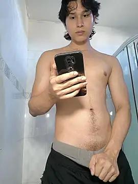 Snapshot of TeddyBear_07 chatting on October 9, 2025, 1:00 pm TeddyBear 07 online show from October 9, 2025, 1:00 pm