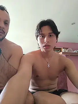 Snapshot of TeddyBear_07 chatting on November 13, 2025, 2:54 pm TeddyBear 07 online show from November 13, 2025, 2:54 pm