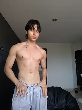 Snapshot of TeddyBear_07 chatting on November 5, 2025, 12:41 pm TeddyBear 07 online show from November 5, 2025, 12:41 pm