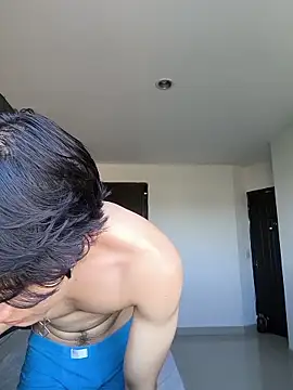 Snapshot of TeddyBear_07 chatting on October 24, 2025, 12:37 pm TeddyBear 07 online show from October 24, 2025, 12:37 pm