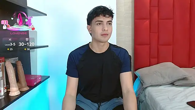 Snapshot of Cady_Hot chatting on November 15, 2025, 8:24 pm Cady Hot online show from November 15, 2025, 8:24 pm