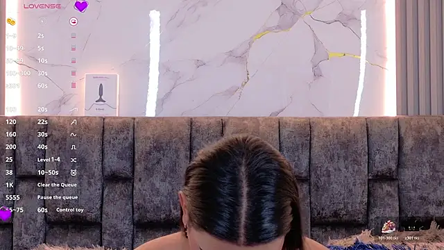 Snapshot of Ava_Cristi chatting on October 28, 2025, 2:27 pm Ava Cristi online show from October 28, 2025, 2:27 pm