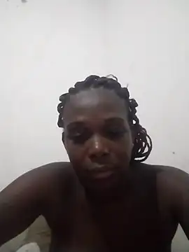 Snapshot of Morena_2021 chatting on December 18, 2025, 4:39 am Morena 2021 online show from December 18, 2025, 4:39 am