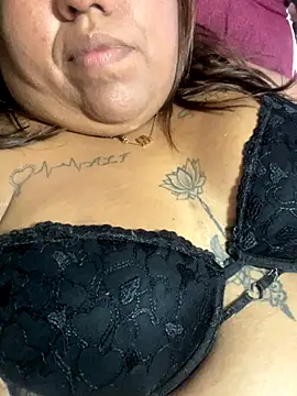 Snapshot of Wenlop chatting on November 19, 2025, 11:05 pm Wenlop online show from November 19, 2025, 11:05 pm