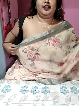 hotbhabhi011 online show from January 15, 2026, 6:06 am