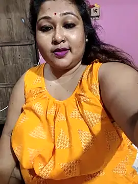 hotbhabhi011 online show from April 15, 2026, 3:16 pm