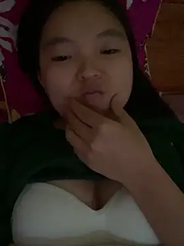 Snapshot of viluna chatting on December 16, 2025, 5:44 am viluna online show from December 16, 2025, 5:44 am