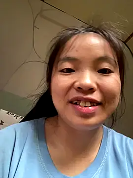 Snapshot of viluna chatting on December 4, 2025, 6:45 am viluna online show from December 4, 2025, 6:45 am