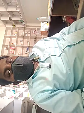 Snapshot of blackdick44 chatting on September 15, 2025, 7:31 am blackdick44 online show from September 15, 2025, 7:31 am