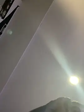 Snapshot of adrian_ray chatting on November 13, 2025, 6:34 pm adrian ray online show from November 13, 2025, 6:34 pm