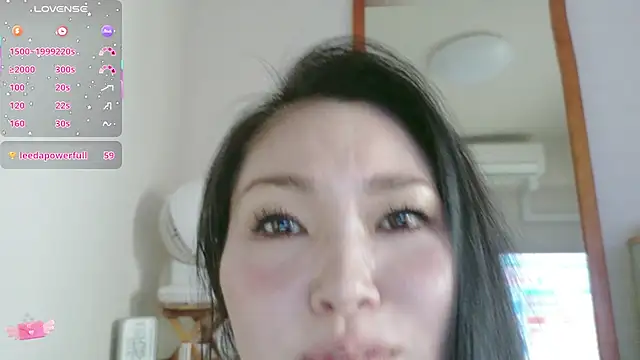 Snapshot of Sofia-sakura chatting on November 13, 2025, 3:10 am Sofia-sakura online show from November 13, 2025, 3:10 am