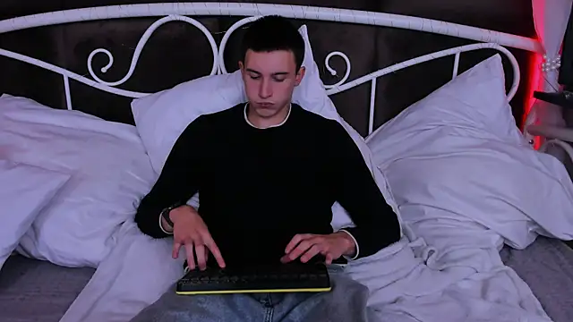 David  Diamond online show from September 19, 2025, 3:38 pm