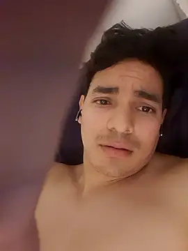 Elcurvo69 online show from January 8, 2026, 11:22 pm