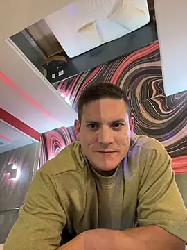 Matteus2000 online show from September 24, 2025, 4:24 pm