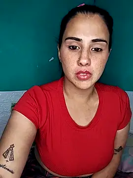 Snapshot of kariciasecreta chatting on November 6, 2025, 1:09 am kariciasecreta online show from November 6, 2025, 1:09 am