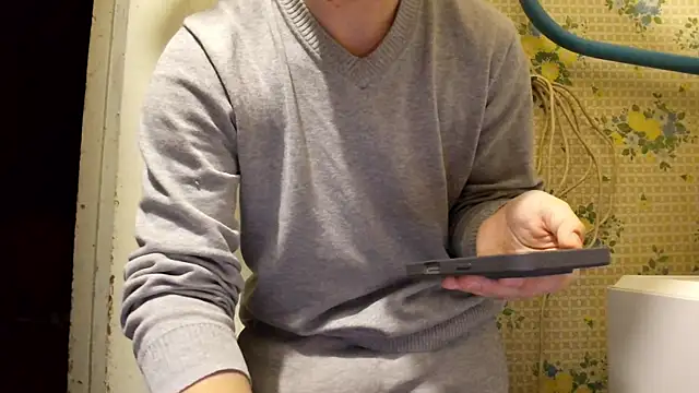 Snapshot of marik_goldd chatting on September 24, 2025, 8:37 pm marik goldd online show from September 24, 2025, 8:37 pm