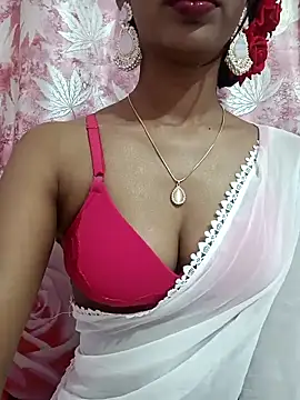 riyaroy9999 online show from March 25, 2026, 6:18 pm