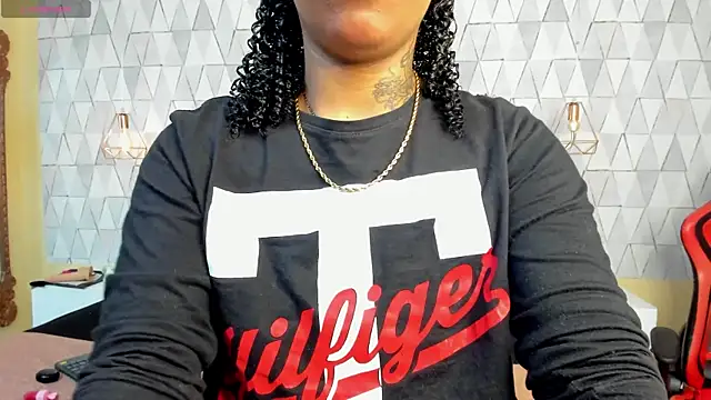 Snapshot of SkylerBloomm chatting on November 21, 2025, 3:16 am SkylerBloomm online show from November 21, 2025, 3:16 am