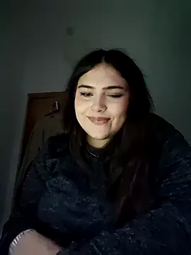 KatieLace online show from October 13, 2025, 4:52 pm