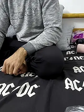 Snapshot of yazinyazin1 chatting on November 13, 2025, 2:04 am yazinyazin1 online show from November 13, 2025, 2:04 am