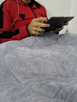 Snapshot of yazinyazin1 chatting on November 17, 2025, 3:43 am yazinyazin1 online show from November 17, 2025, 3:43 am