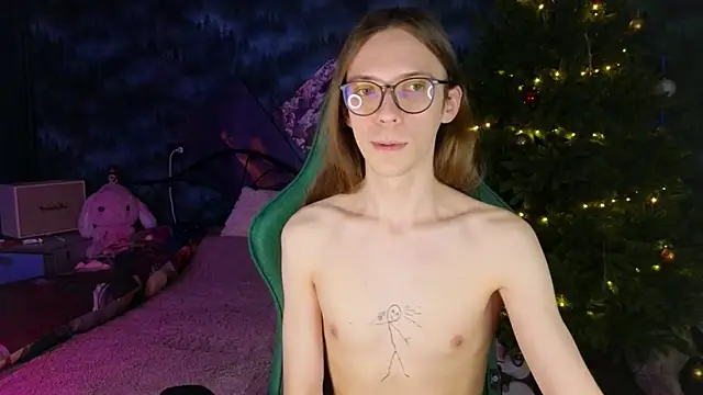 Snapshot of artass2 chatting on December 17, 2025, 2:00 pm artass2 online show from December 17, 2025, 2:00 pm