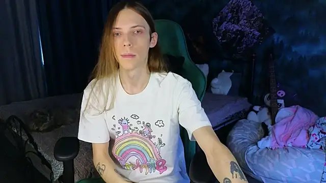 Snapshot of artass2 chatting on February 19, 2026, 10:23 am artass2 online show from February 19, 2026, 10:23 am