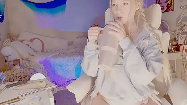 Talulaa online show from February 5, 2026, 7:53 pm