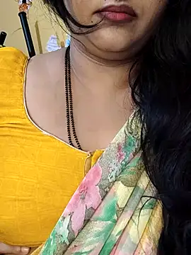 Snapshot of Angel0731 chatting on April 28, 2026, 10:58 pm Angel0731 online show from April 28, 2026, 10:58 pm