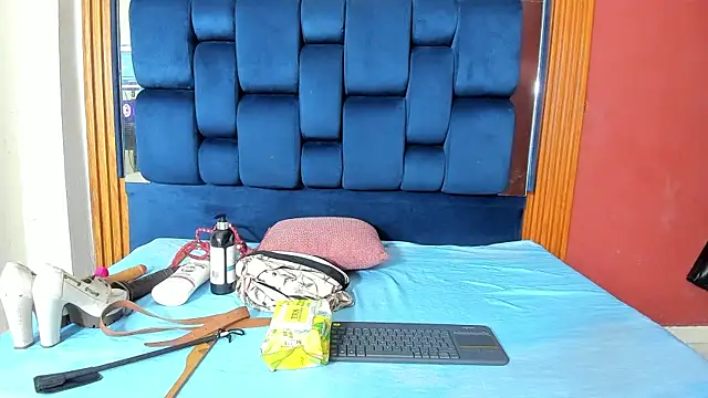 Snapshot of JisooLuv chatting on December 2, 2025, 7:26 pm JisooLuv online show from December 2, 2025, 7:26 pm