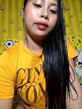 Snapshot of UrSweetAsianLady_02 chatting on February 25, 2026, 12:44 am UrSweetAsianLady 02 online show from February 25, 2026, 12:44 am