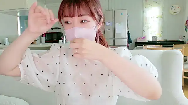 Snapshot of SUZU_1201 chatting on July 6, 2026, 1:01 am SUZU 1201 online show from July 6, 2026, 1:01 am