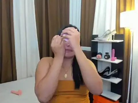 Snapshot of TsUncutKaren chatting on December 18, 2025, 5:06 pm TsUncutKaren online show from December 18, 2025, 5:06 pm