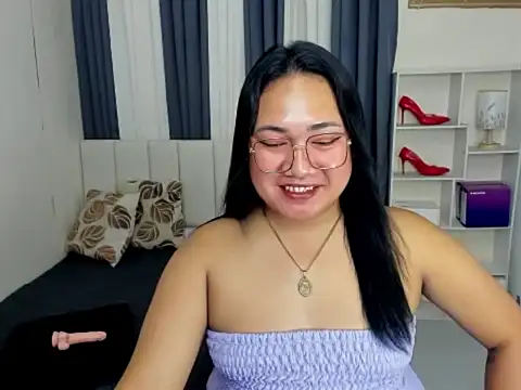 Snapshot of TsUncutKaren chatting on January 11, 2026, 5:03 am TsUncutKaren online show from January 11, 2026, 5:03 am