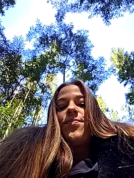 Luna Lynn online show from April 2, 2026, 10:55 am