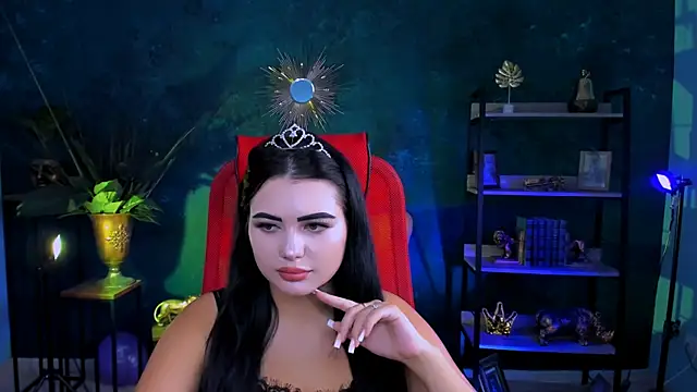 Snapshot of NaomiWilsons chatting on November 6, 2025, 8:29 am NaomiWilsons online show from November 6, 2025, 8:29 am