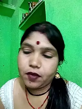 Priya tyagi online show from October 20, 2025, 4:07 pm