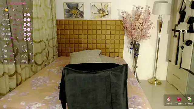 Snapshot of iamyourfantasyxx chatting on May 28, 2026, 7:49 am iamyourfantasyxx online show from May 28, 2026, 7:49 am
