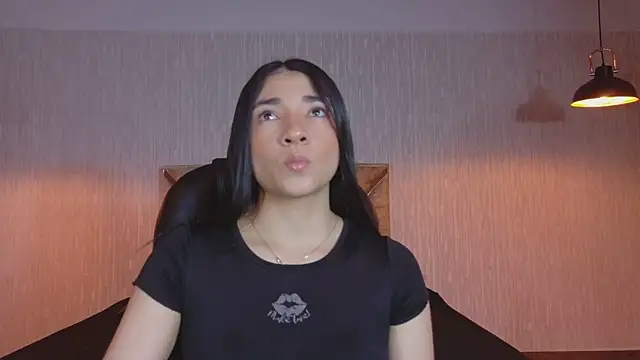 Aurora jones11 online show from November 4, 2025, 3:43 am