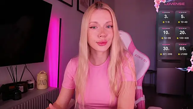 Snapshot of baby_bon chatting on November 3, 2025, 3:34 am baby bon online show from November 3, 2025, 3:34 am