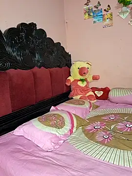 ariya-03 online show from December 18, 2025, 7:50 pm